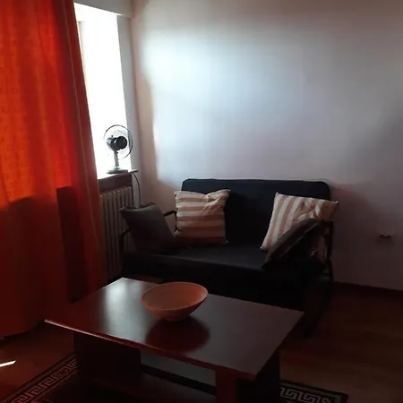 Apartment The Best Location Victory Avenue *